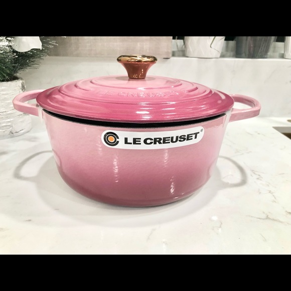 Le Creuset Signature Dutch Oven Berry